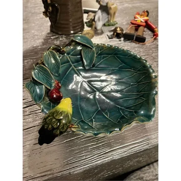 Majolica Pottery Footed Green Cabbage Leaf Bowl w/ Bird & Cherries EUC